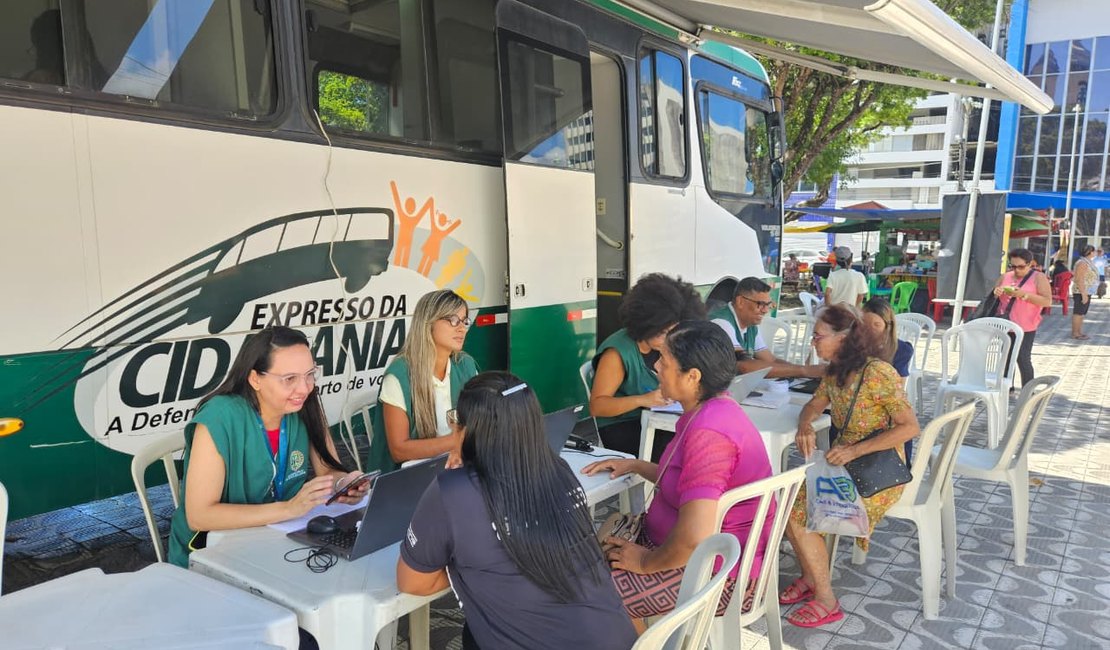 Defensoria realiza atendimento itinerante no Centro de Maceió e na Santa Amélia