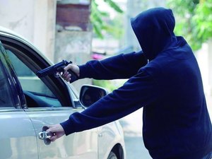 Ex-secretário de transportes de Igaci sofre sequestro relâmpago em Arapiraca após ter carro roubado