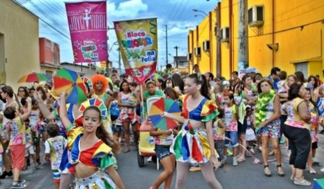 Carnaval: tradicional Folia de Rua acontece hoje em Arapiraca
