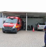 Colisão entre carro e moto deixa dois feridos no Tabuleiro do Martins
