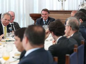 Guedes: 'chinês' criou covid e faz vacinas piores que EUA