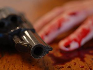 Jovem é assassinado a tiros e criminoso foge sem ser identificado