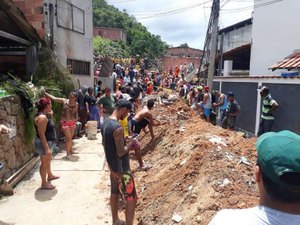Sobe para 10 o número de mortos na tragédia em Niterói 