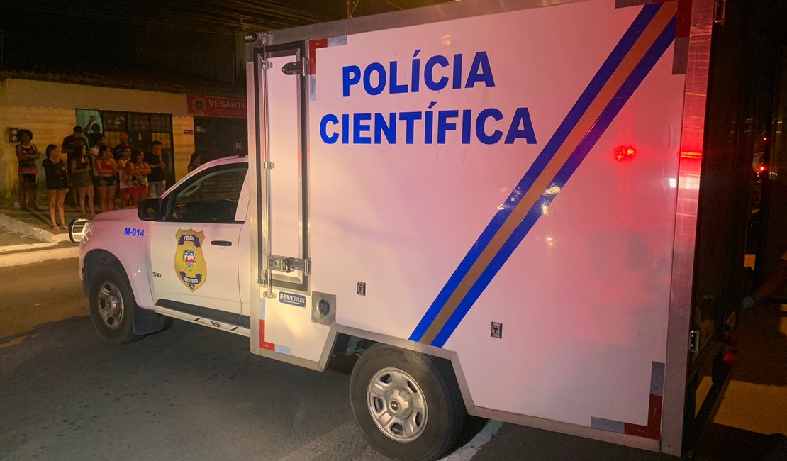 Homem abordado e levado por indivíduos é morto a tiros em Marechal