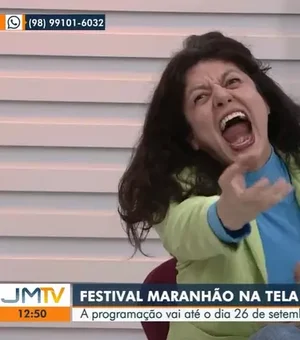 Atriz começa a gritar de repente em entrevista ao vivo em telejornal da Globo