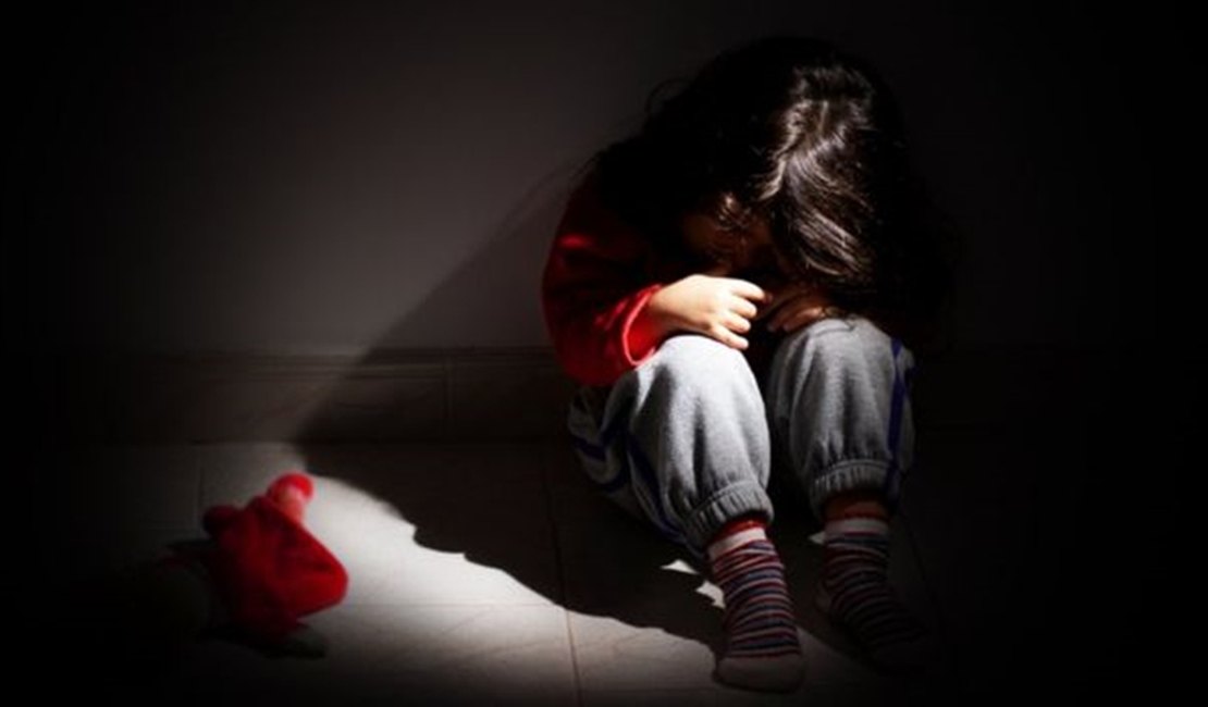 Idoso acusado de abusar de menina de três anos é investigado por estupro de neta
