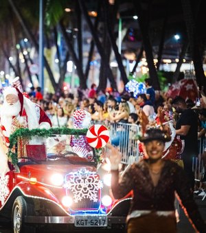 Desfile de Natal leva mais encanto e magia para a orla de Maceió no domingo (8)