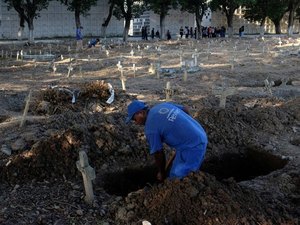 Brasil tem 1.364 mortes por Covid-19 em 24 horas, totalizando mais de 52 mil óbitos
