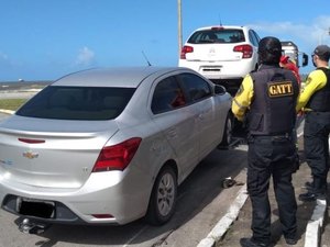 Veículos clandestinos são autuados e retirados de circulação