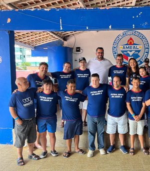 Leonardo Dias participa de feijoada beneficente em apoio ao Time de Futsal Down