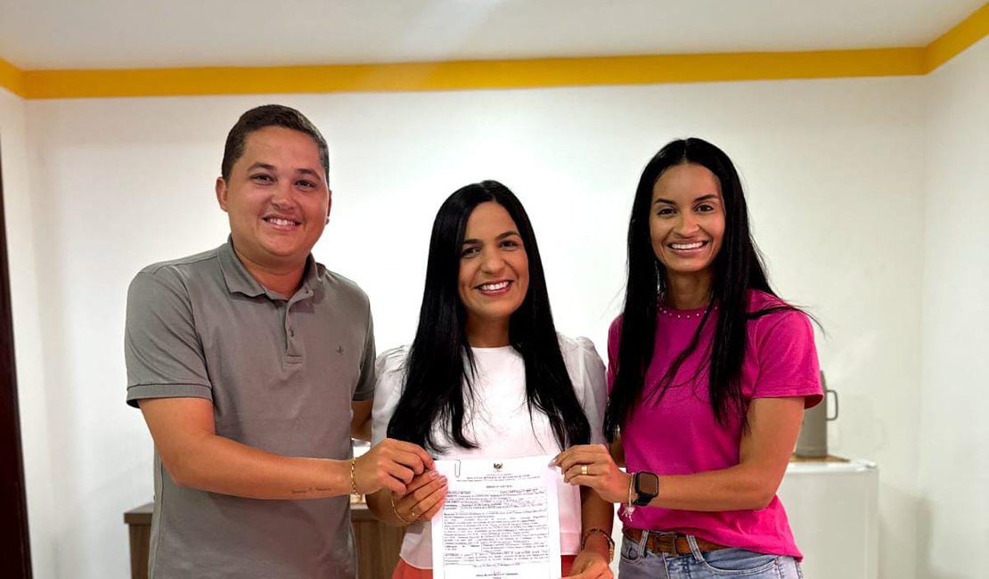 Prefeita de São Luís do Quitunde autoriza calçamento da fazenda Adubeira