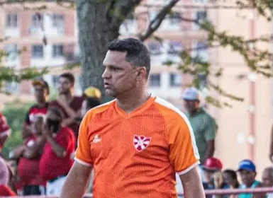 Bebeto Moraes tem nome cotado para comandar o Penedense em 2027