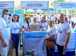 Escolas estaduais apresentam 60 projetos científicos em Porto Calvo e Penedo