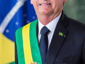 Palácio do Planalto divulga foto oficial de Jair Bolsonaro