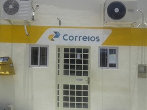Agência dos Correios é alvo de assaltantes