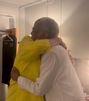 Elton John exalta Gilberto Gil: 'Você é uma lenda e um homem brilhante'