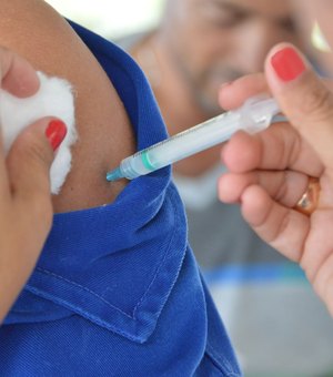 Distribuição de vacinas está suspensa em Alagoas