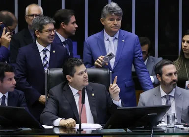 Congresso aprova crédito de R$ 42 bi para Previdência e Bolsa Família