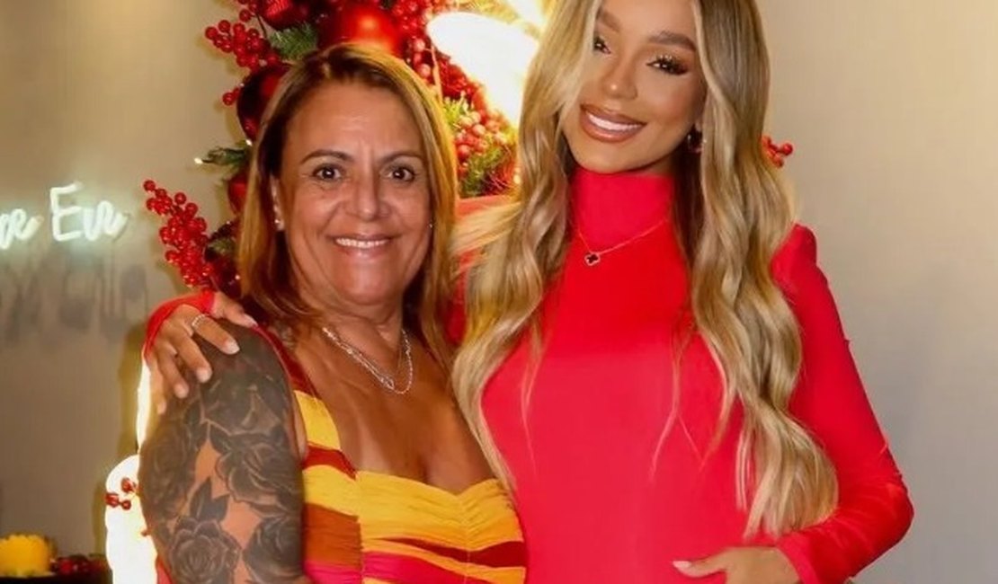 Mãe de Brunna Gonçalves chega aos EUA para esperar nascimento da neta, Zuri