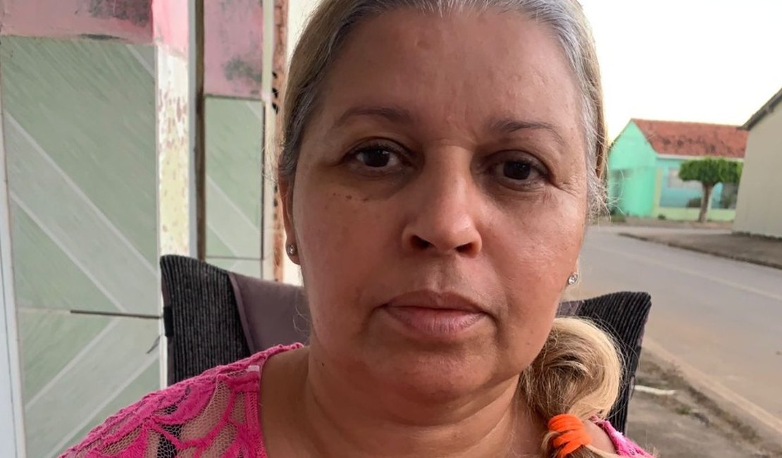 Dona de casa arapiraquense faz apelo enquanto aguarda cirurgia