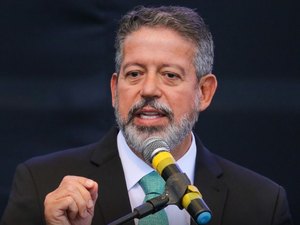 Arthur Lira confirma pré-candidatura ao Senado e anuncia evento político em Maceió