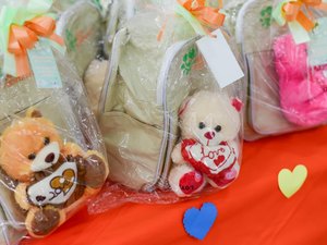 Prefeito Luciano Barbosa destaca cuidado e acolhimento em entrega de enxovais