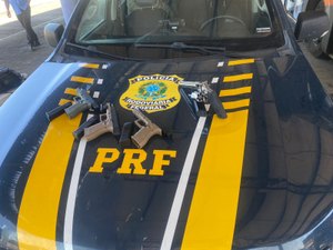 Homem é preso pela PRF por porte ilegal de arma de fogo na BR-423 em Canapi