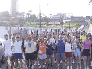 Treino coletivo prepara atletas para a 1ª Meia Maratona de Palmeira