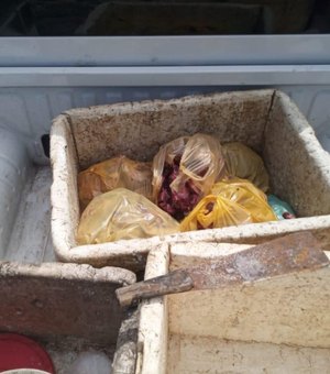 Vigilância Sanitária apreende 75kg de carnes estragadas no Mercado da Produção