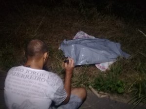 Mulher é atropelada e arrastada por veículo na AL-110