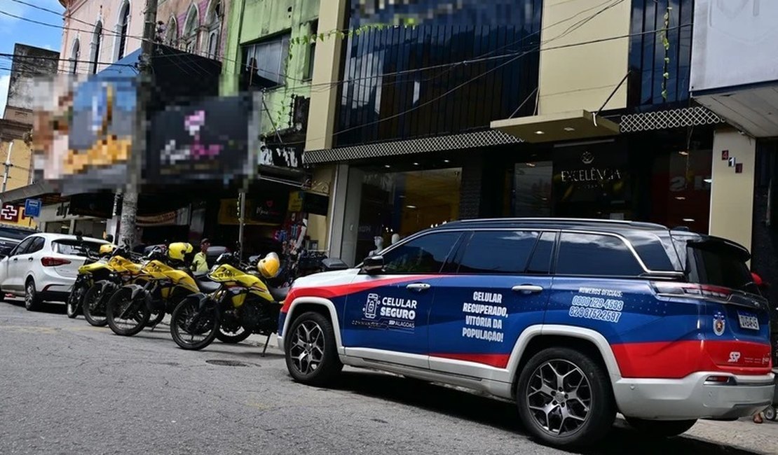 Operação cumpre 20 mandados em lojas suspeitas de vender celulares roubados em Maceió