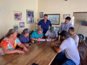 Prefeito Petrúcio Barbosa envia para a Câmara Projeto de Lei que prevê reajuste salarial e