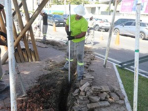 Prefeitura de Maceió reforça iluminação em pontos de ônibus de grande circulação