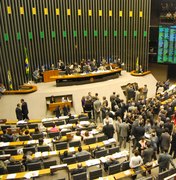 Câmara pode votar hoje projeto que regulamenta a terceirização