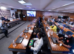 Relatório da CPI da Pandemia vai pedir indiciamento de mais 7 pessoas