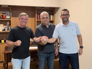 Leonardo Dias muda os planos a pedido dos Bolsonaro e vai disputar como federal