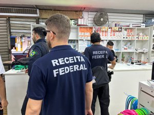 Receita realiza operação contra produtos falsificados em 13 lojas de Maceió