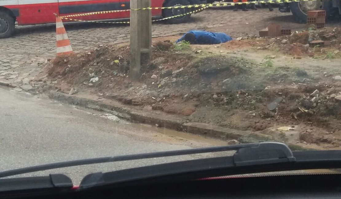 Em Maceió, duas pessoas morrem e uma fica ferida após descarga elétrica