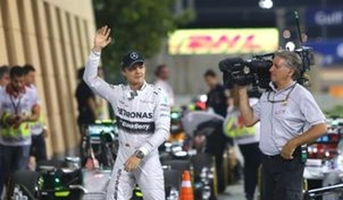 Surpresa só no nome! Rosberg desbanca Hamilton e é pole no Bahrein