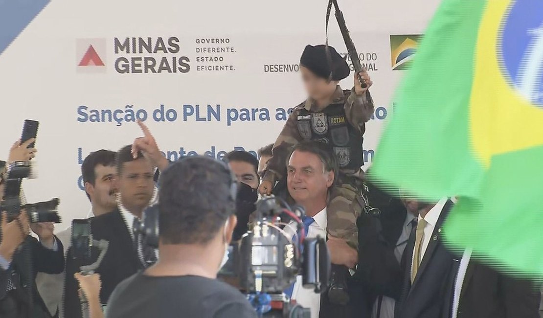 Organizações vão à ONU contra Bolsonaro após foto com criança e arma de brinquedo