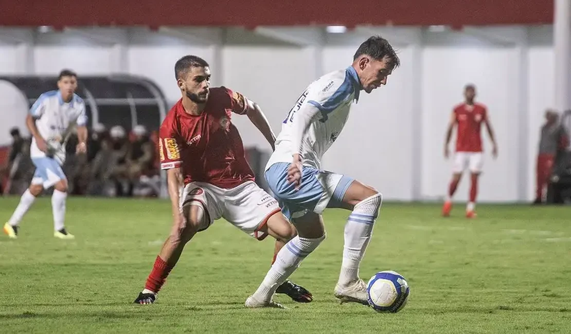 CSA vence Tombense e encaminha permanência na Série C