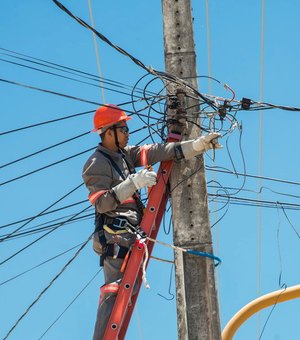 Fornecimento de energia é restabelecido na região norte de Maceió