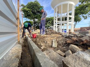 Prefeitura de Maceió reforma mais uma praça no bairro do Jacintinho