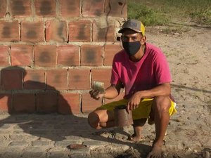 'Tesouro antigo' é encontrado enterrado em assentamento no litoral norte da Paraíba