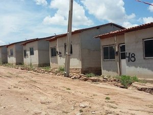 Casas do ? Minha Casa, Minha Vida ? estão prejudicadas pelas fortes chuvas em Olho D´agua das Flores