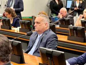 Gaspar deve ficar frente a frente com Flávio Dino na CCJ da Câmara na terça-feira (28)