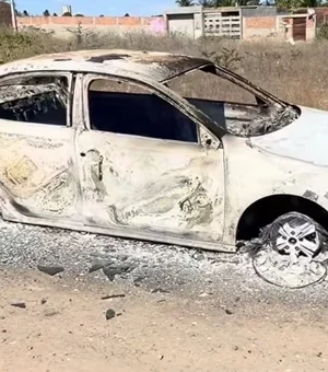 Homens armados invadem oficina, atiram contra carro e ateiam fogo em Delmiro