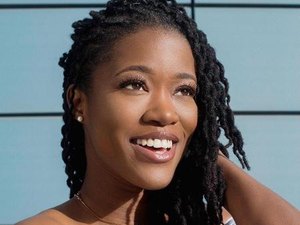 Mulher negra é coroada Miss Grã-Bretanha pela primeira vez na história