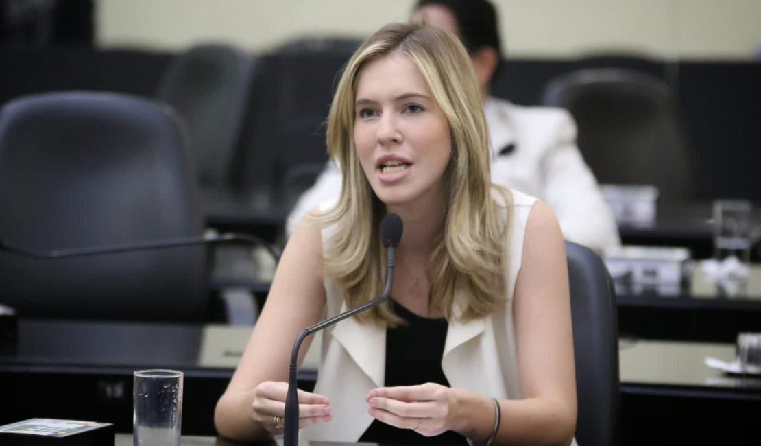 “E quando a criança autista vira adulta?”: Cibele Moura apresenta indicações de políticas públicas para autistas