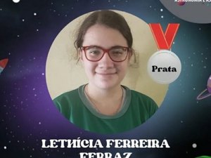 Aluna da rede municipal leva medalha de prata em olimpíada Brasileira de Astronomia e Astronáutica